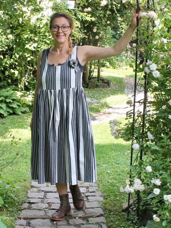 Kleid-SOFIE-b&w-1