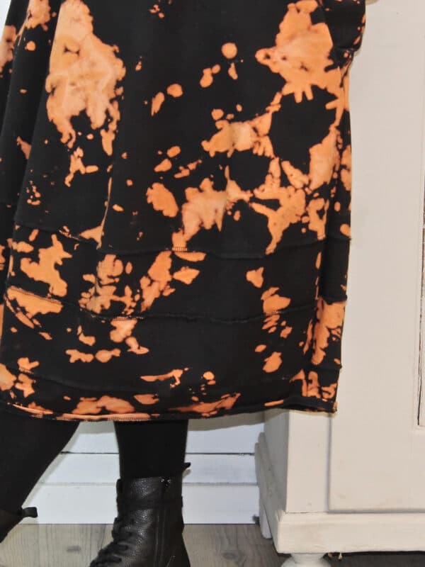 Kleid-Greta-black-batik-7