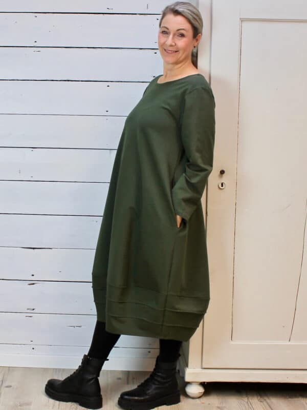 Kleid-Greta-oliv-1