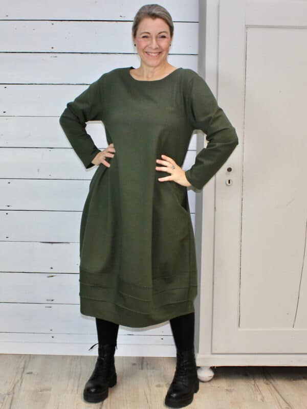 Kleid-Greta-oliv-2