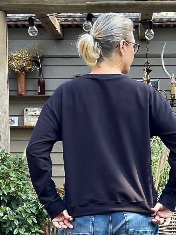 Sweat-Chess-black-3