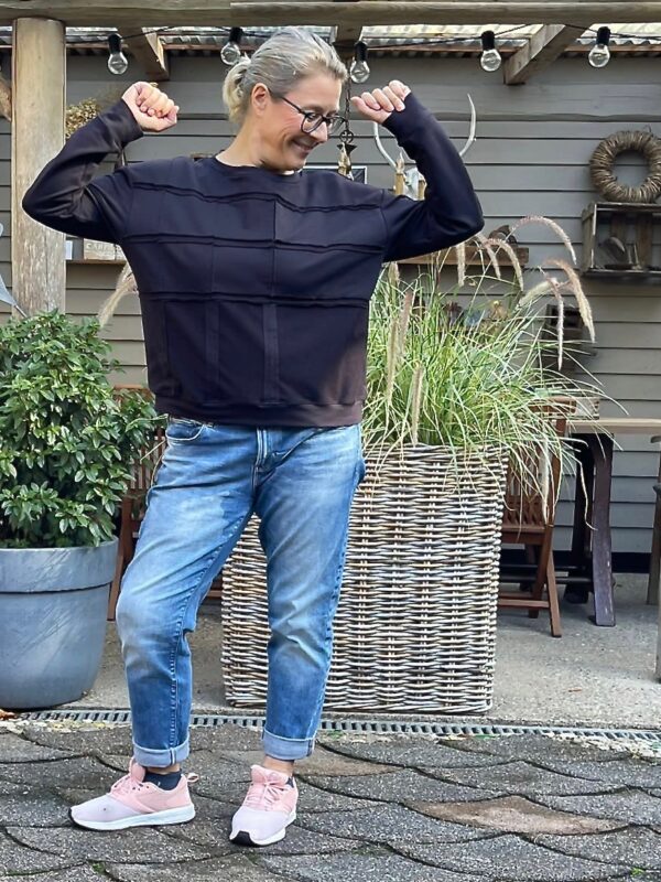 Sweat-Chess-black-5