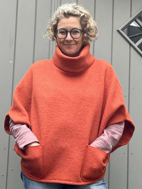 Ponchopulli-orange-2