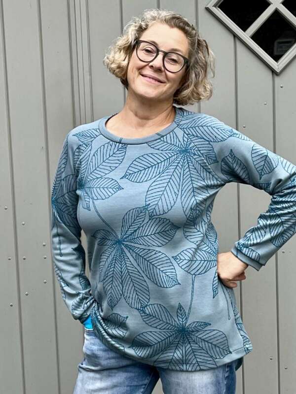 Pulli-Chestnut-petrol-1