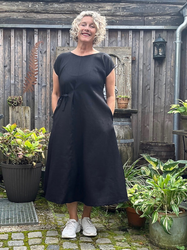 Leinenkleid schleife-schwarz-1